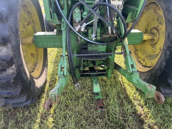 Image of John Deere 4440 equipment image 4