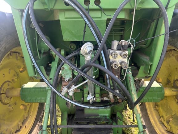 Image of John Deere 4440 equipment image 1