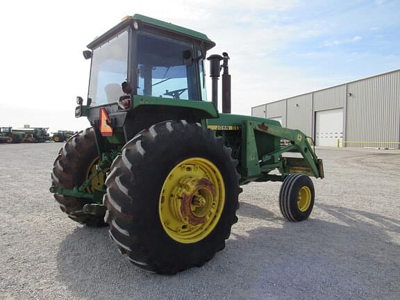 Image of John Deere 4440 equipment image 4