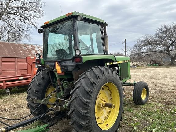 Image of John Deere 4440 equipment image 4