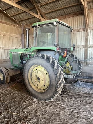 Image of John Deere 4440 equipment image 1
