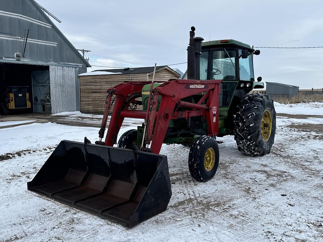 Image of John Deere 4440 Primary image