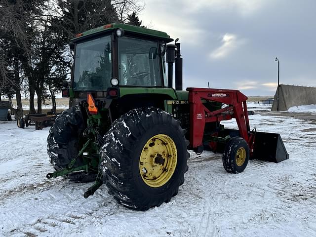 Image of John Deere 4440 equipment image 4