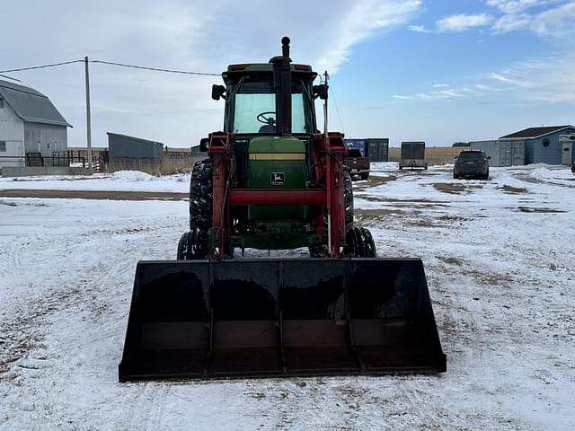 Image of John Deere 4440 equipment image 2