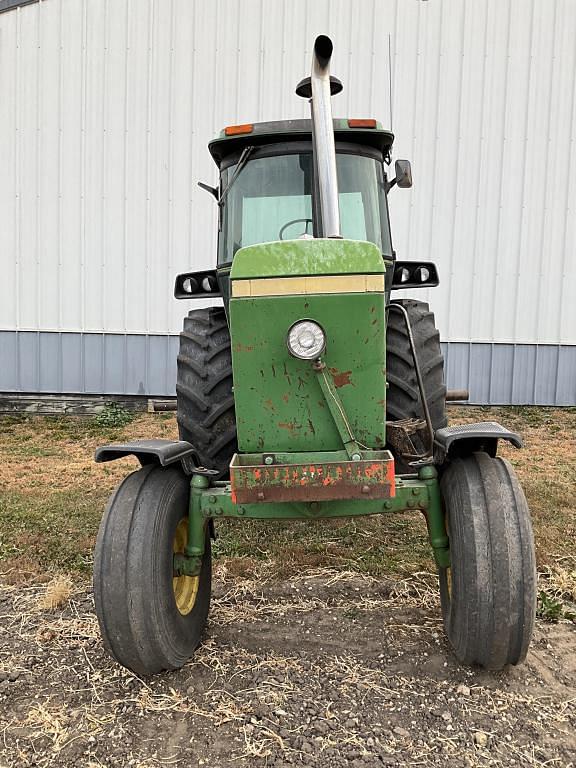 Image of John Deere 4440 equipment image 1