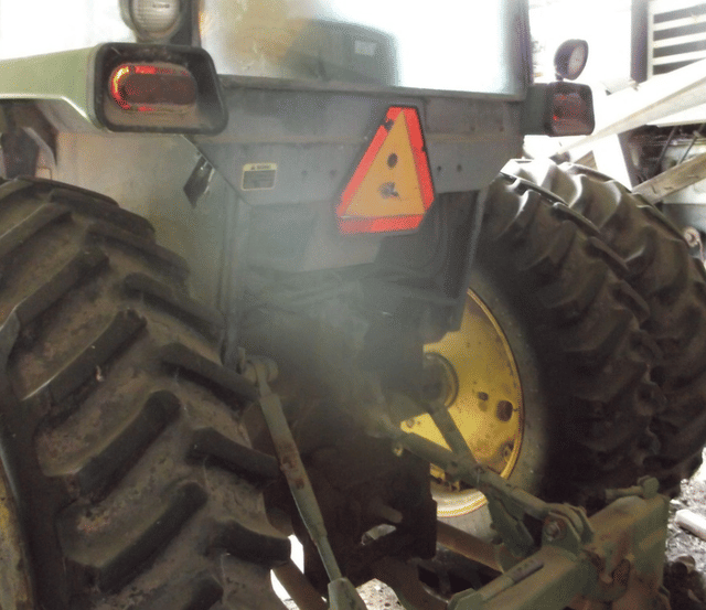 Image of John Deere 4450 equipment image 4