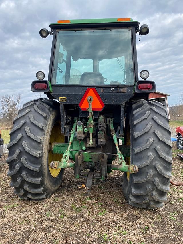 Image of John Deere 4450 equipment image 3