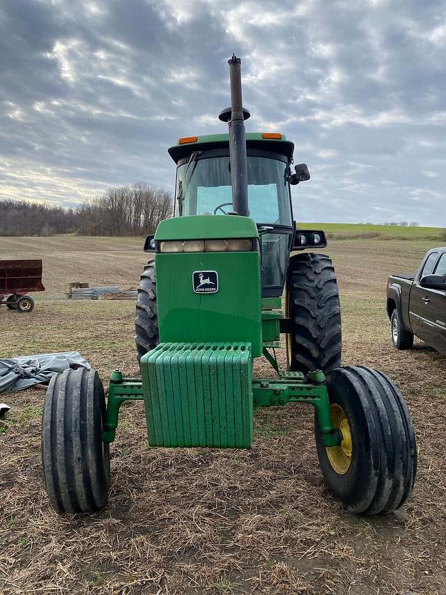 Image of John Deere 4450 equipment image 1