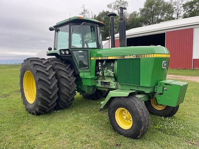 Image of John Deere 4640 equipment image 2
