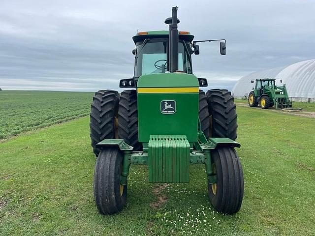 Image of John Deere 4640 equipment image 1
