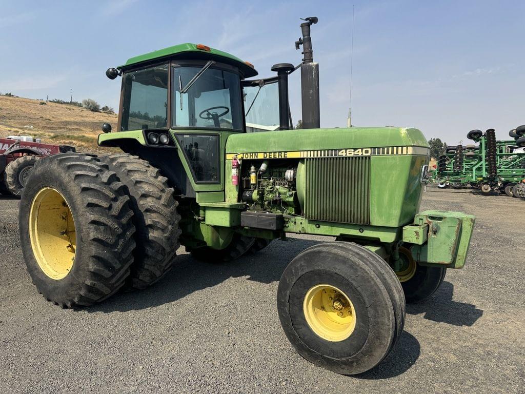 Image of John Deere 4640 Primary image