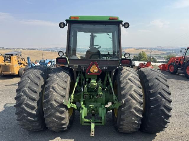 Image of John Deere 4640 equipment image 3