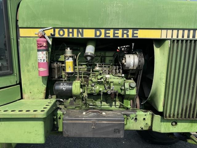 Image of John Deere 4640 equipment image 4