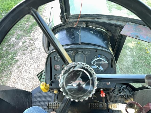 Image of John Deere 4640 equipment image 2