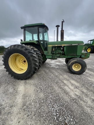 1979 John Deere 4640 Equipment Image0