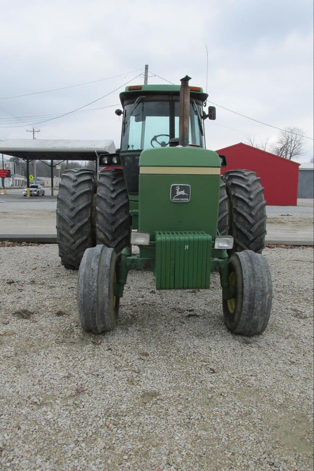 Image of John Deere 4640 equipment image 1