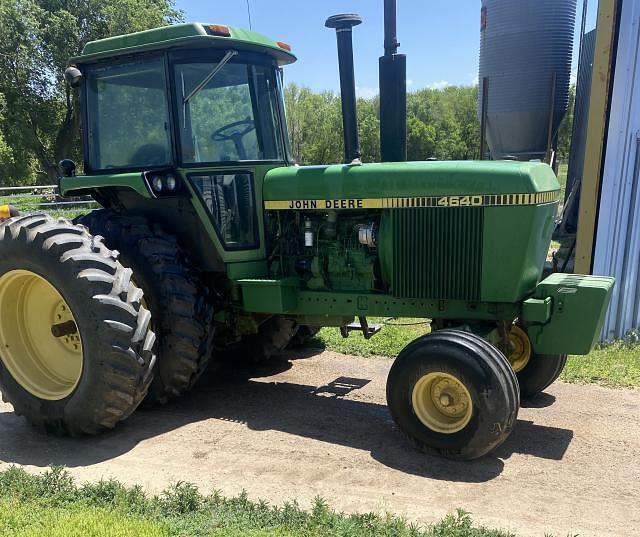 Image of John Deere 4640 equipment image 1