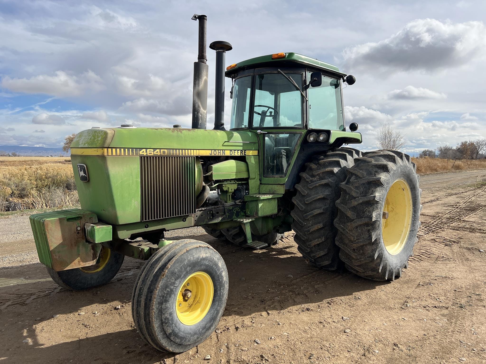 1979 John Deere 4640 Equipment Image0