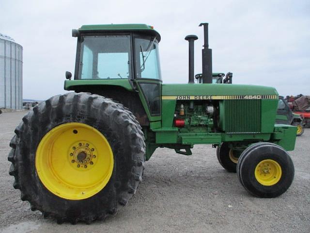 Image of John Deere 4640 equipment image 4