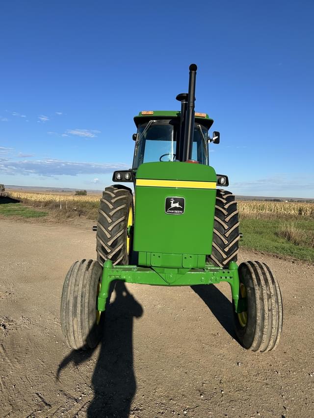 Image of John Deere 4640 equipment image 1