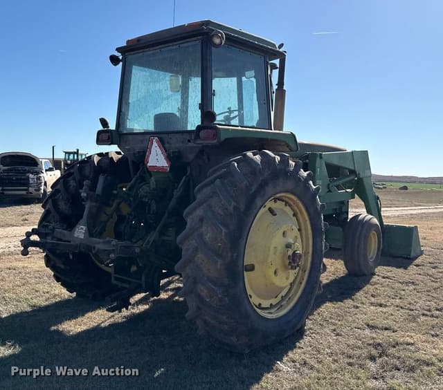 Image of John Deere 4640 equipment image 4