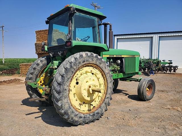 Image of John Deere 4640 equipment image 2