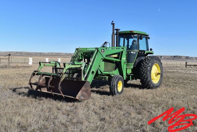 Image of John Deere 4640 equipment image 2