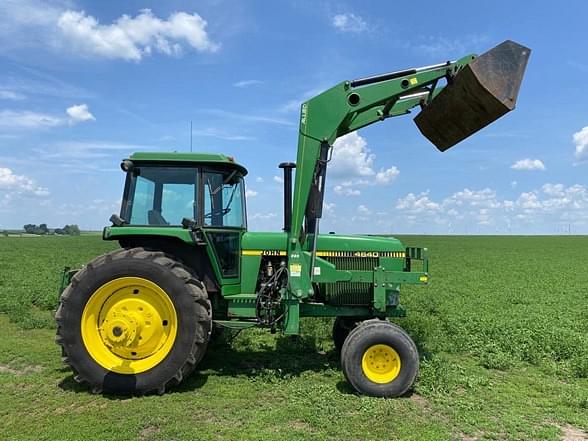 Image of John Deere 4640 Primary image