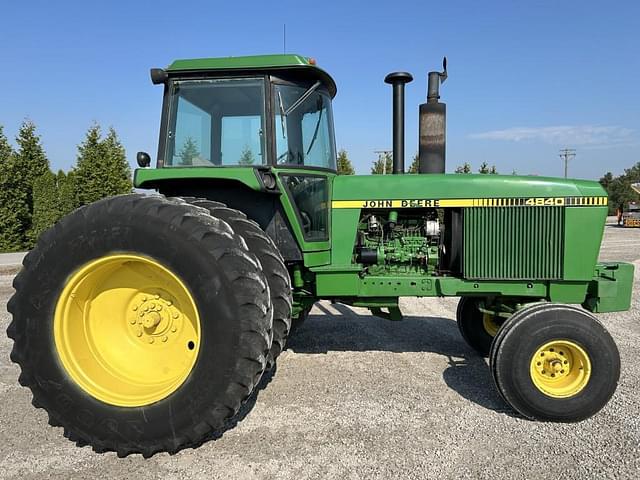 Image of John Deere 4840 equipment image 3