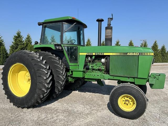 Image of John Deere 4840 equipment image 1
