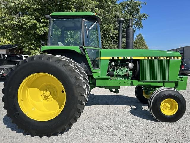 Image of John Deere 4840 equipment image 3
