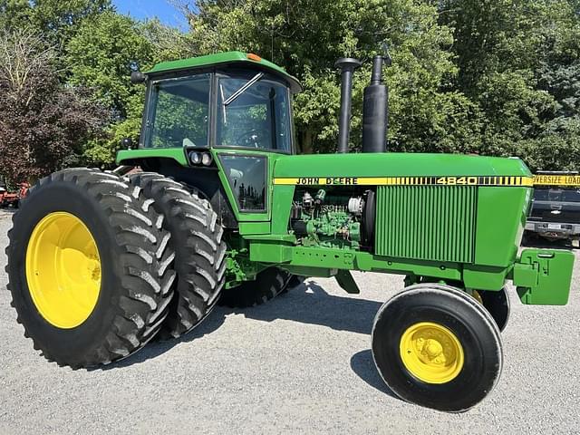 Image of John Deere 4840 equipment image 1