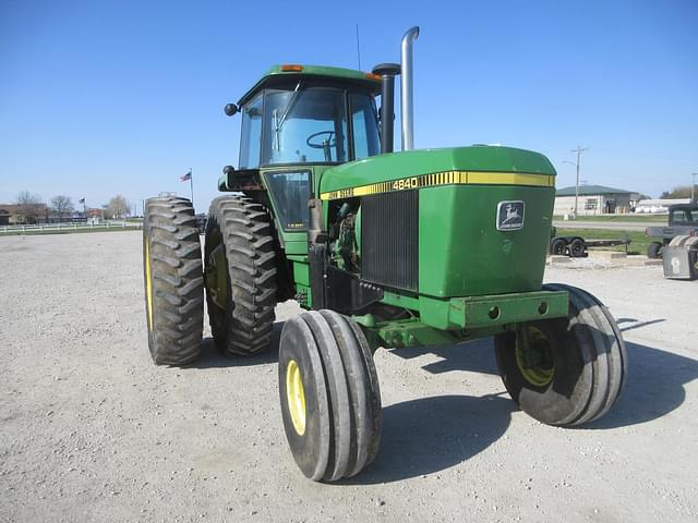 Image of John Deere 4840 equipment image 1