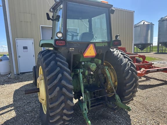 Image of John Deere 4840 equipment image 3