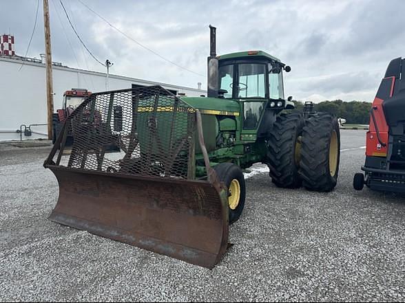 Image of John Deere 4840 Primary image