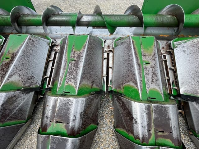 Image of John Deere 643 equipment image 2