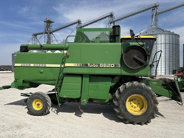 Image of John Deere 6620 Turbo equipment image 3