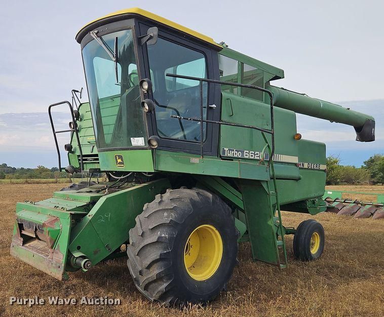 1979 John Deere 6620 Equipment Image0