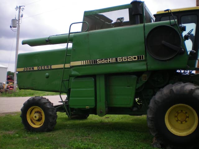 Image of John Deere 6620 Sidehill equipment image 1