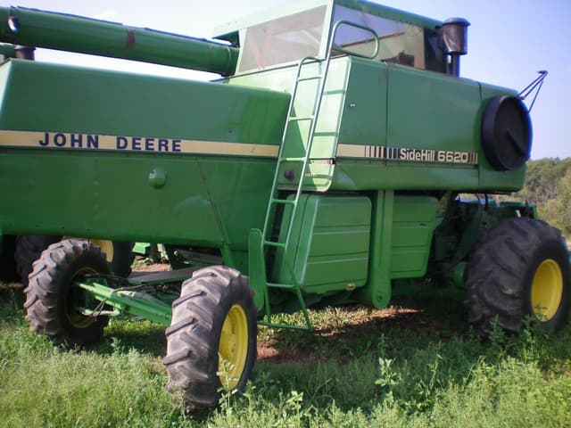 Image of John Deere 6620 Sidehill equipment image 3