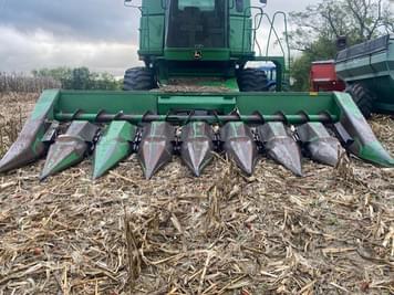 Main image John Deere 843