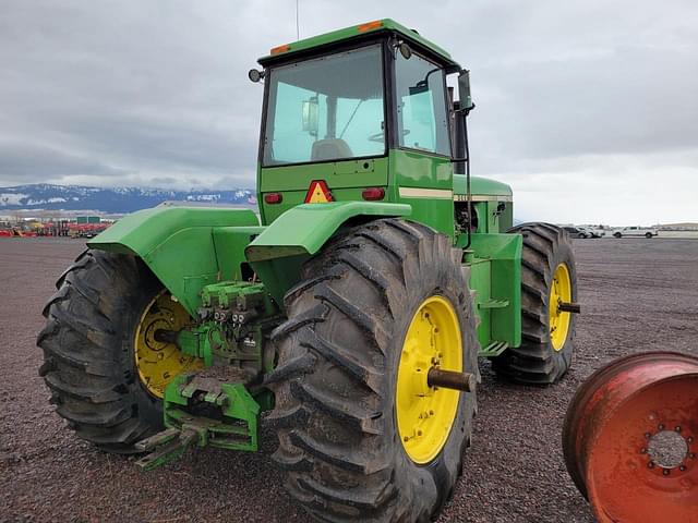 Image of John Deere 8440 equipment image 3