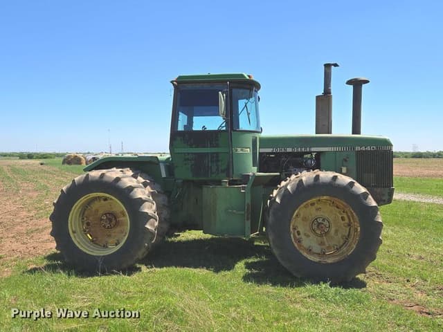 Image of John Deere 8440 equipment image 3