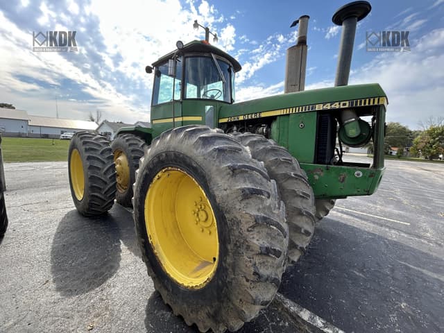 Image of John Deere 8440 equipment image 4