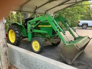 1979 John Deere 850 Image