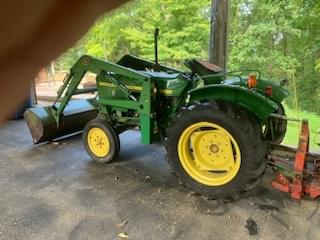 Image of John Deere 850 equipment image 2