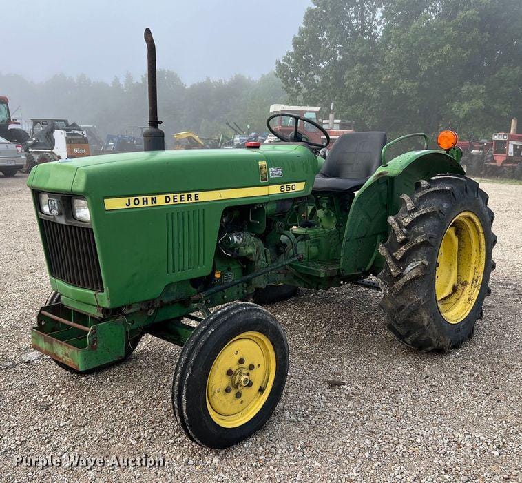 Main image John Deere 850