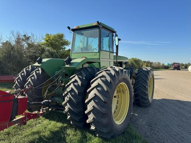 Image of John Deere 8640 equipment image 1