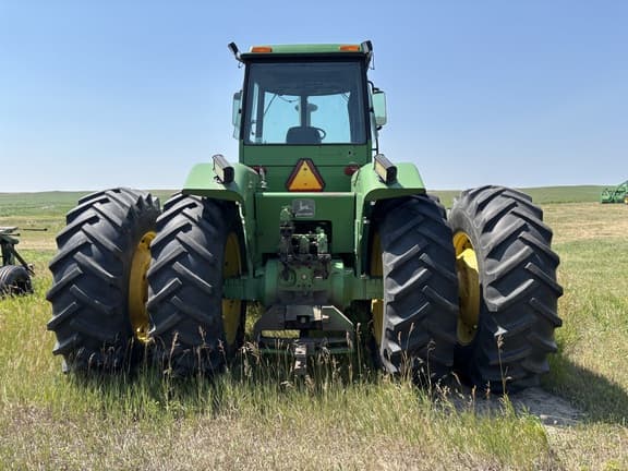 Image of John Deere 8640 equipment image 4
