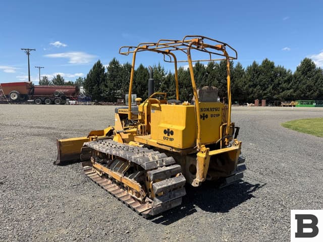 Image of Komatsu D20P equipment image 2
